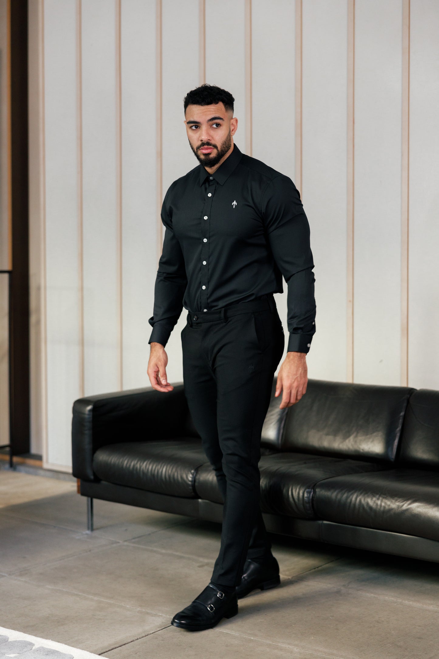 Tailored Fit Long Sleeve Shirt Black