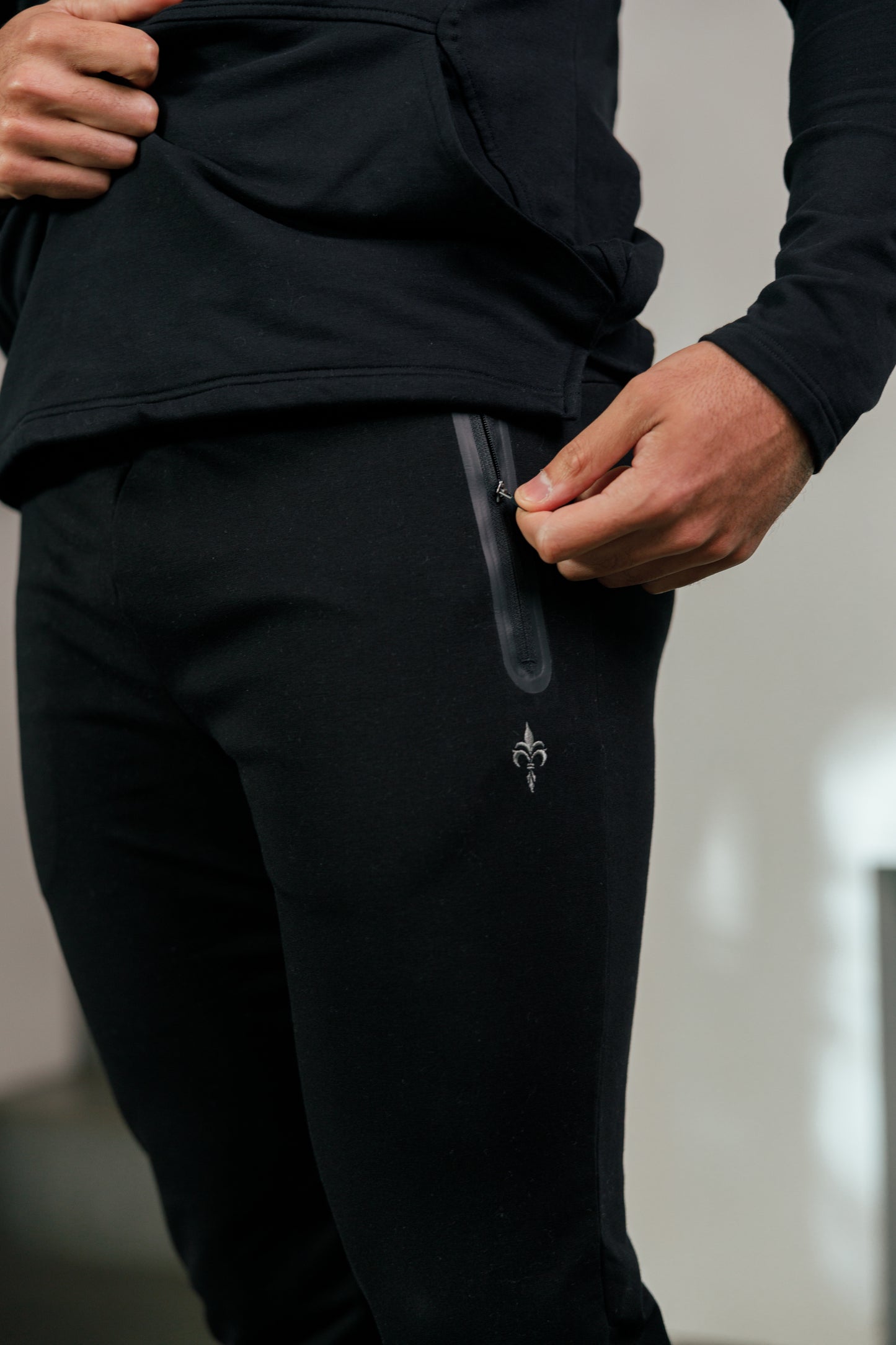 Muscle Fit Jogger Black